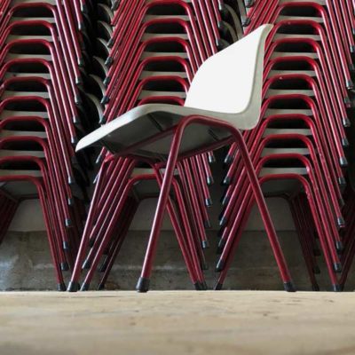 Horeca retro vintage industrieel stapelstoel kantinestoel _GoodStuffFactory