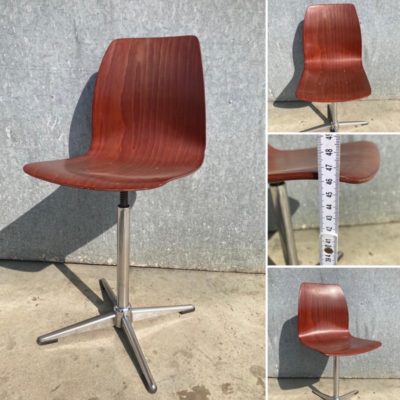 PAGHOLZ BUREAUSTOEL retro sixties vintage ostalgie var barista cafe_thegoodstufffactory_Be
