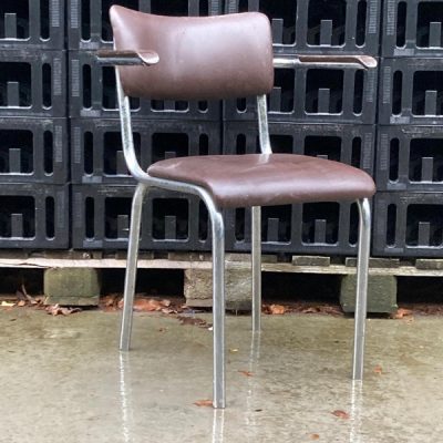skaie stoelen chrome canteens belgisch leger oldschool retro vintage_thegoodstufffactory