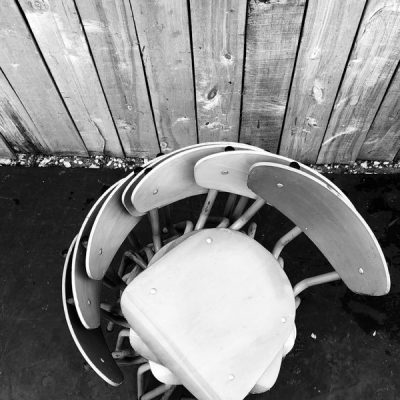 vrolijke stoelen retro vintage chine du jour ostalgie stolar antiques belgium_thegoodstufffactory_be