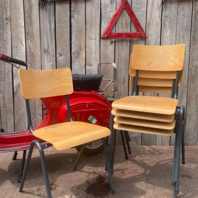 tubax semal horeca cafe antikk inredning stoel stuhl stolar interiorforinspo (22)