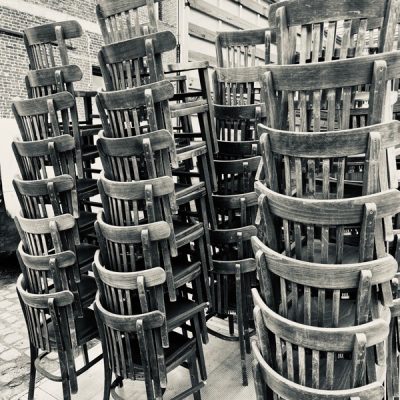 stackable horeca cafe chair grey frame canteen dark plywood the good stuff factory vintage antikk retro ostalgie chair chaise inredning belgium