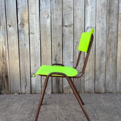 lime canteen inredning horeca restaurang interiorforinspo vintage retro industrial chair chaise stoel sillas cadeira the good stuf factory (8)