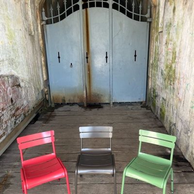 Parc Paris red rood rouge industrial preloved antiques antikk design chair chaise sillas cadeira stuhl stolar the good stuff factory