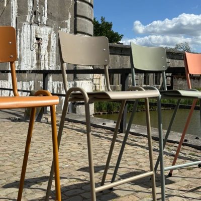 eiland Polly Taupe 76 stool kruk eiland bar interior inspo inredning cafe restaurang horeca industrial Ré-bel the good stuff factory belgium