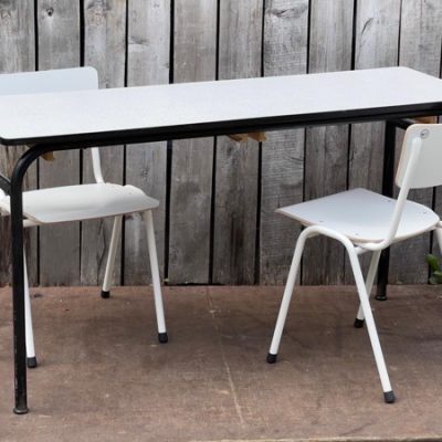 tafel formica re bel the good stuff factory belgium antikk inredning ostalgie stolar stuhl chaise sillas cadeira