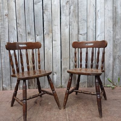 zware caféstoel horeca the good stuff factory re bel belgium vintage ostalgie inredning sillas cadeire stuhl stoel chaise inredning sustainable design