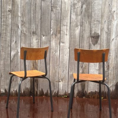 duo grijs re-bel the good stuff factory belgium antikk retro ostalgie industrial sillas chair stuhl chaise horeca restaurang inredning