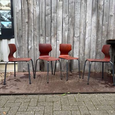pagholz acajou canteen re-bel the good stuff factory retro design ostalgie vintage hospitality sillas tolar chaise tabouret