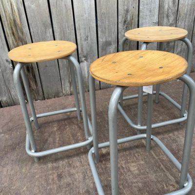 stool grey re-bel the good stuff factory retro design ostalgie vintage hospitality sillas tolar chaise tabouret