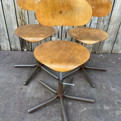 tsjechie re-bel the good stuff factory retro design ostalgie vintage hospitality sillas tolar chaise tabouret