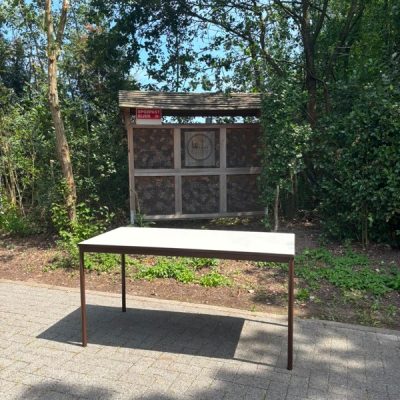 refter tafel industrial chairs authentic retro ostalgie industrial horeca inredning restaurang upcylcled good stuff factory re-bel