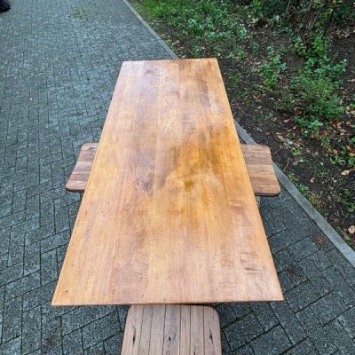 eiken tafel re-bel the good stuff factory retro ostalgie inredning horeca restaurang cafe terras mobilier industrial
